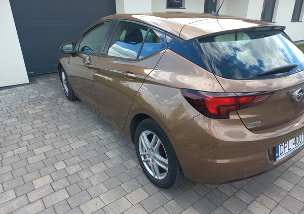 Opel Astra cena 47900 przebieg: 108600, rok produkcji 2017 z Brodnica małe 106
